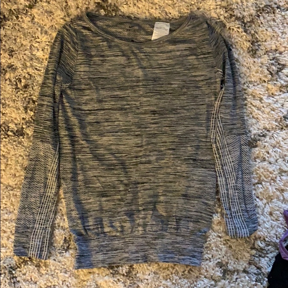 Nike women’s Dri-fit workout top